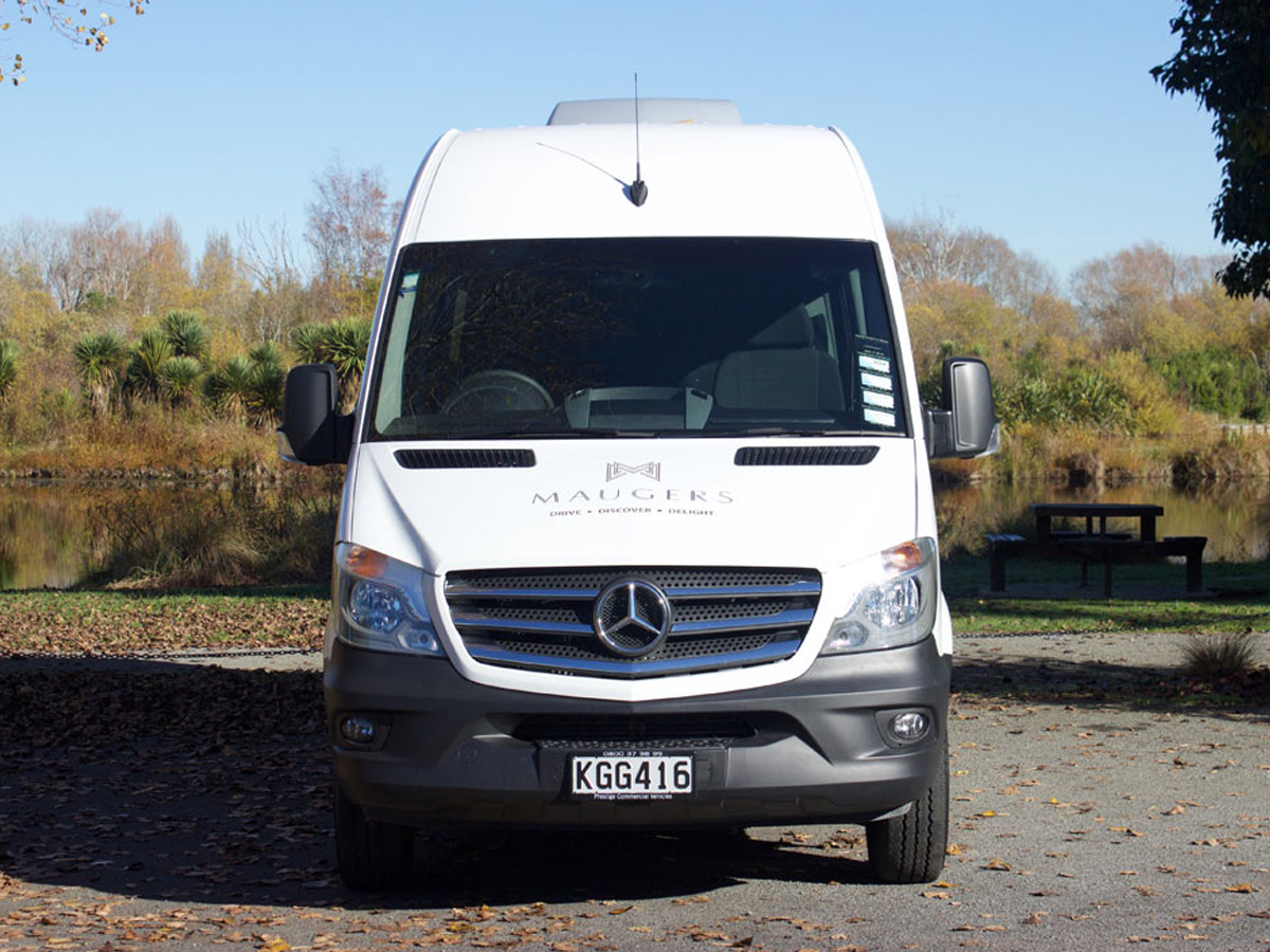 15 Seater Luxury Coach - Front